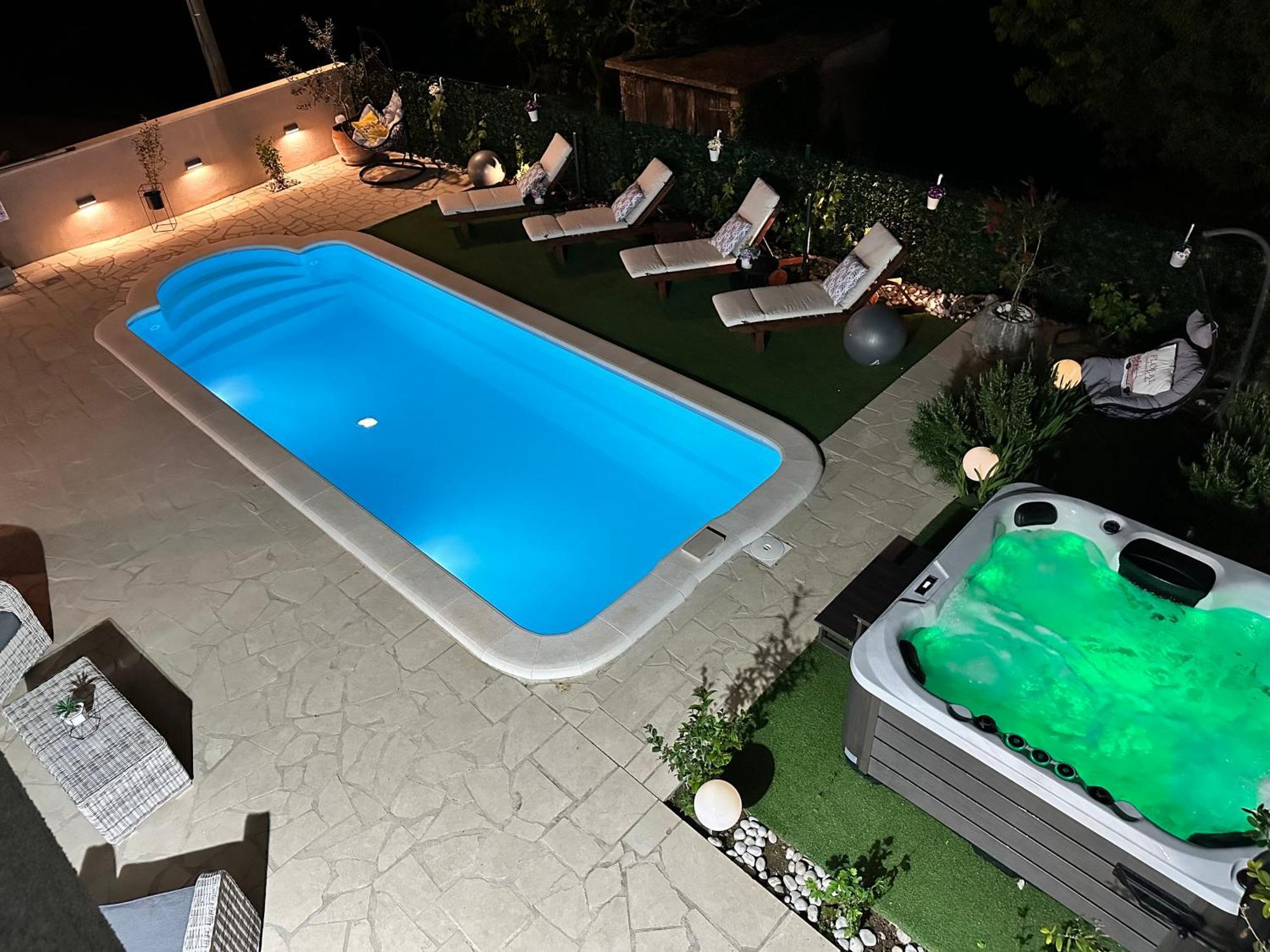 Villa Ivona With Swimming Pool And Jacuzzi Oslje Dış mekan fotoğraf